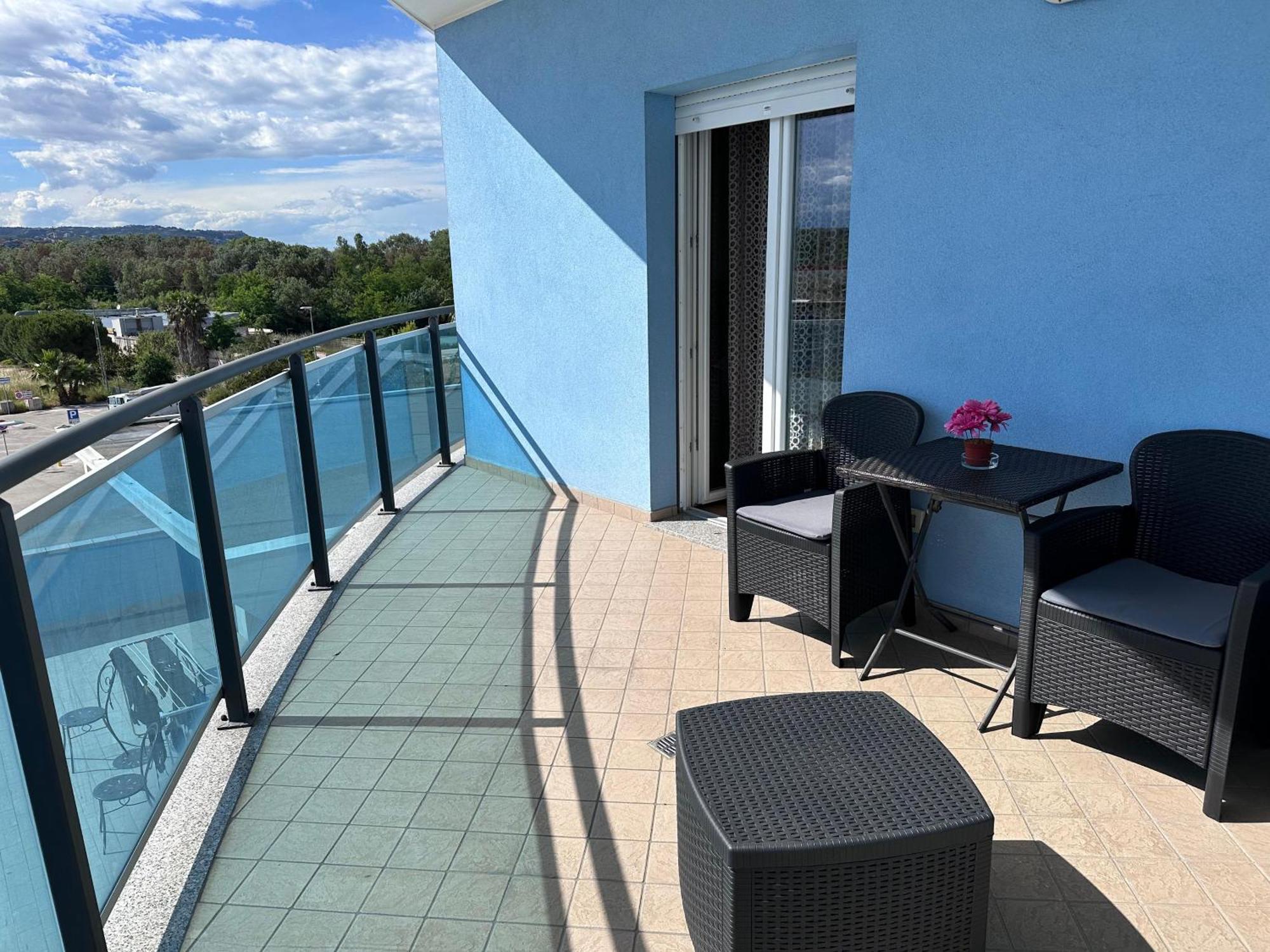 B&B Palazzo Del Toro Монтезільвано Екстер'єр фото